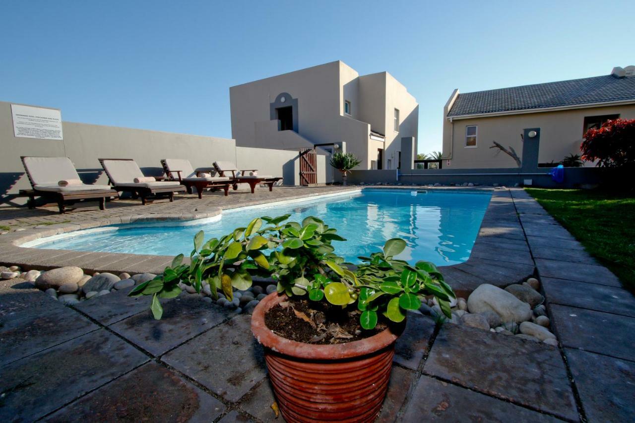 Long Beach Lodge Langstrand Bagian luar foto